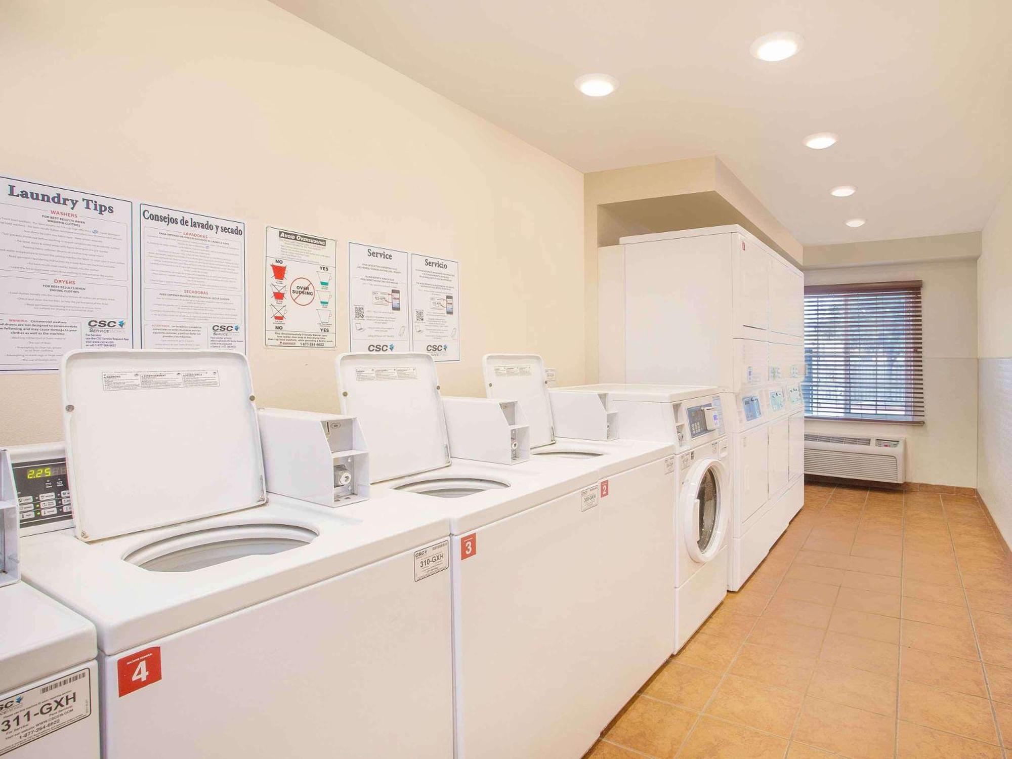 Extended Stay America Select Suites - Mobile - I-65 Buitenkant foto